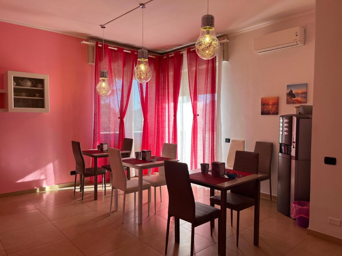 Color House Malpensa B&B Cassano Magnago ภายนอก รูปภาพ