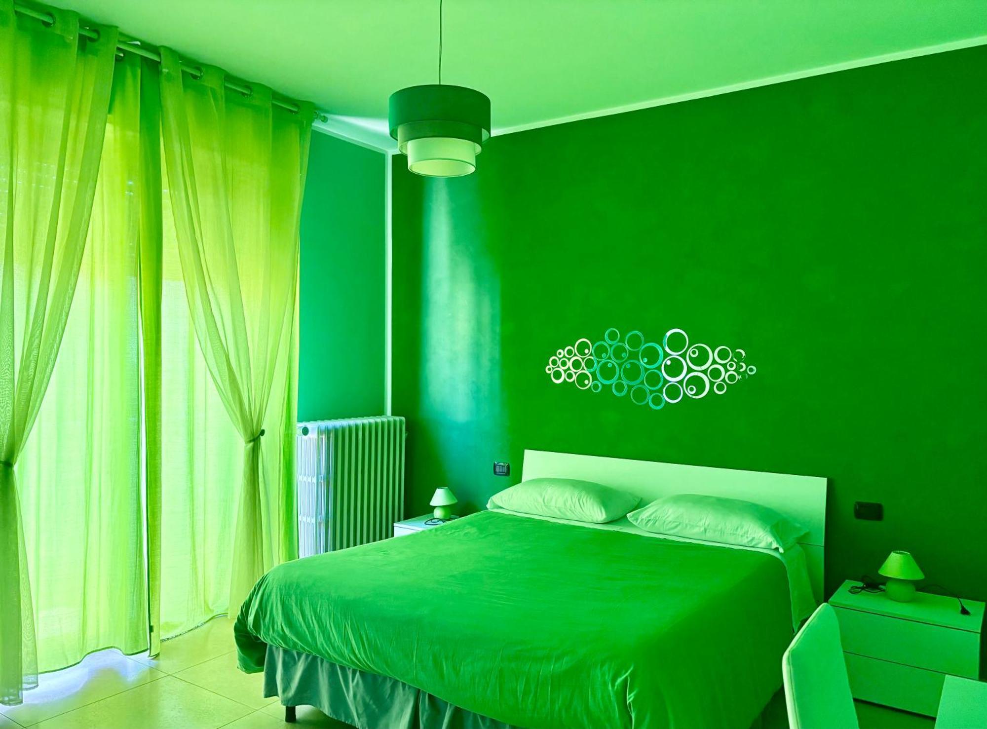 Color House Malpensa B&B Cassano Magnago ภายนอก รูปภาพ
