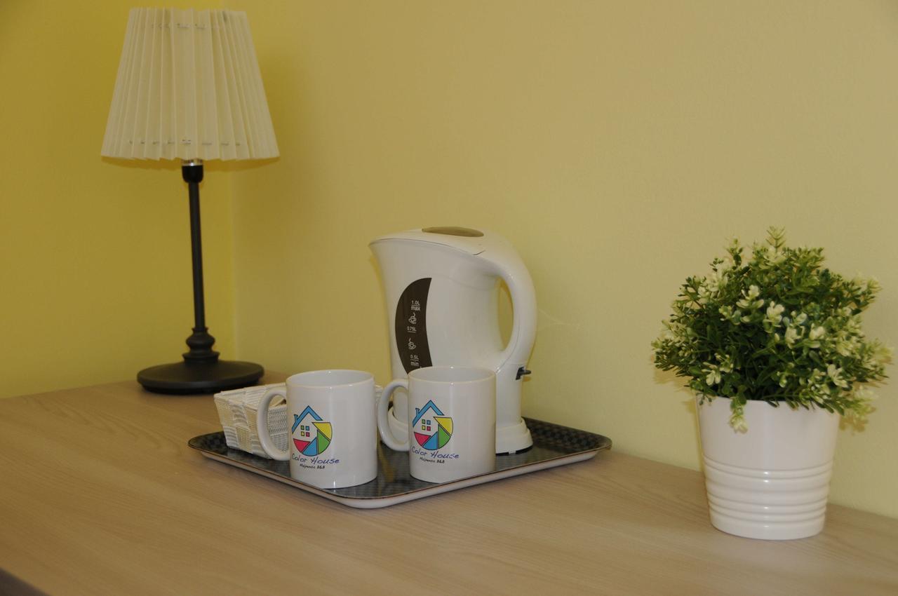 Color House Malpensa B&B Cassano Magnago ภายนอก รูปภาพ