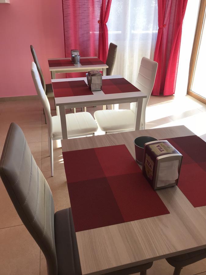 Color House Malpensa B&B Cassano Magnago ภายนอก รูปภาพ